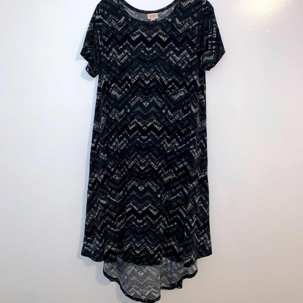 LulaRoe Black and White Large Carly Dress
